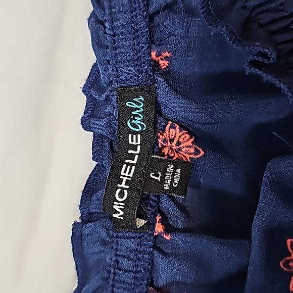 Girls top - Picture 2 of 3